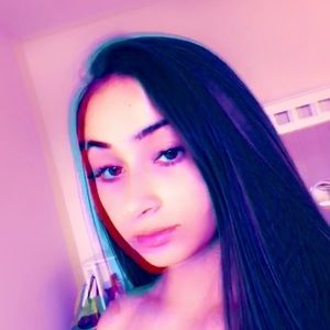 Meet your Posher, Alicia